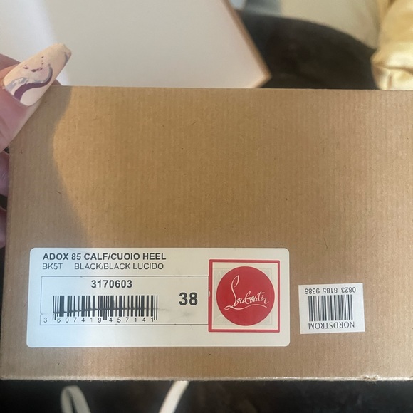 Louboutin red bottom boots - Picture 15 of 16